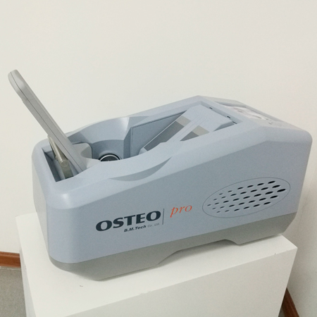 進(jìn)口超聲骨密度儀.jpg 進(jìn)口超聲骨密度儀.jpg