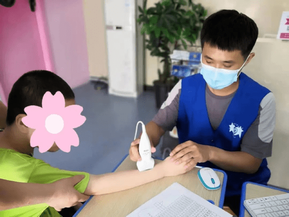 關(guān)愛特殊兒童 為骨質(zhì)健康護航 關(guān)愛特殊兒童 為骨質(zhì)健康護航